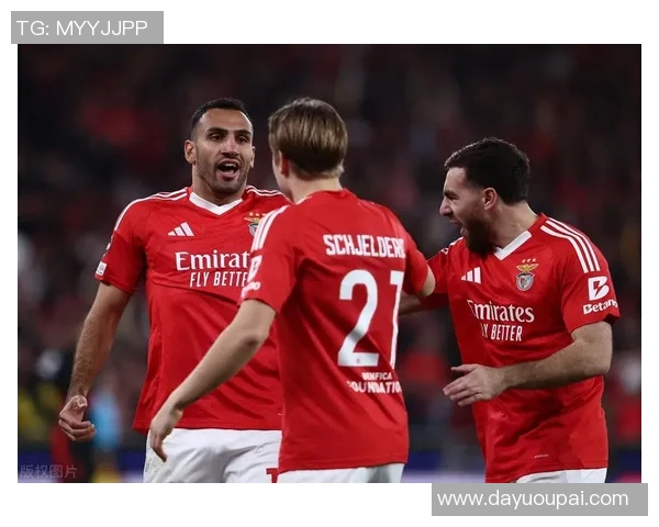 世界杯精彩对决曼联与本菲卡战成平局补时进球点燃全场激情